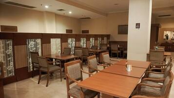 Desayuno bufé gratuito y diario