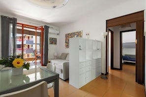 Comfort Apartment | Living room | Flat-screen TV - Appartamento Blue Holiday (Letojanni)