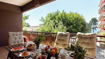 Apartemen Comfort | Balkon