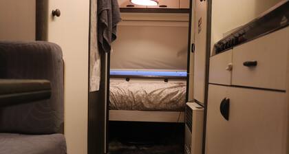 Full Service - Caravan