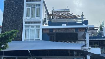 Façade de lâhĂ©bergement