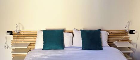 2 soverom, strykejern/-brett, wi-fi og sengetøy