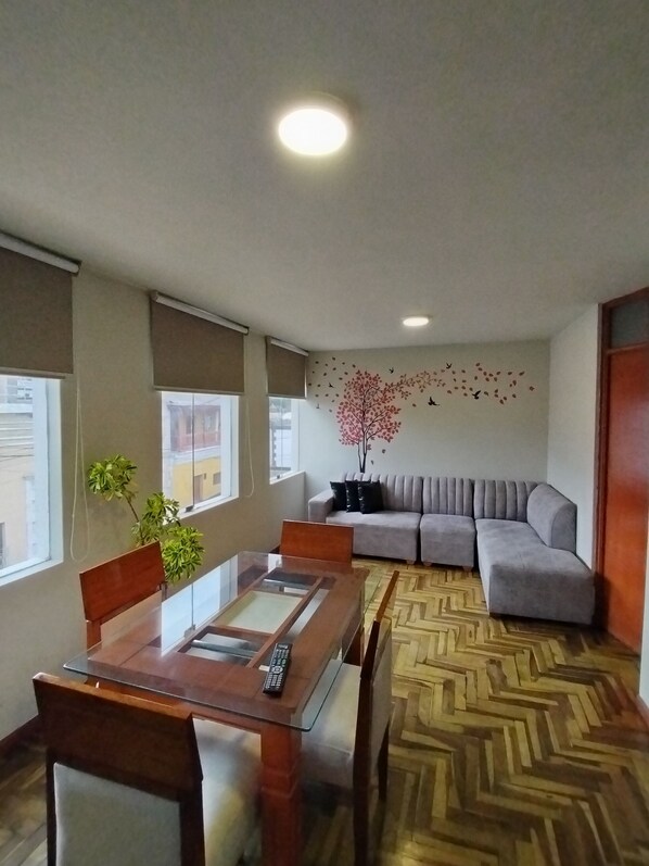 Klassiek appartement | Woonruimte