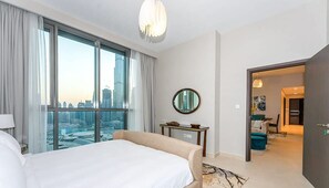 4 chambres, fer et planche à repasser, Wi-Fi, draps fournis