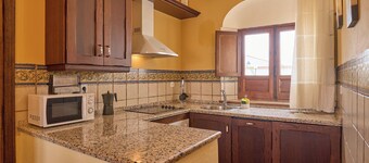 Apartment 'Jazmin' with Balcony, Wi-Fi and Air Conditioning