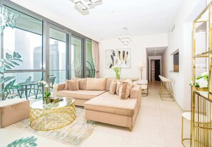 Luokittelematon kuva, 3 kautta 50, painike