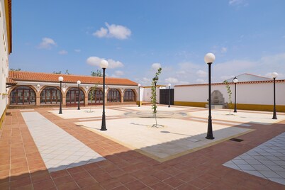 Apartment 'Romero' with Balcony, Wi-Fi and Air Conditioning