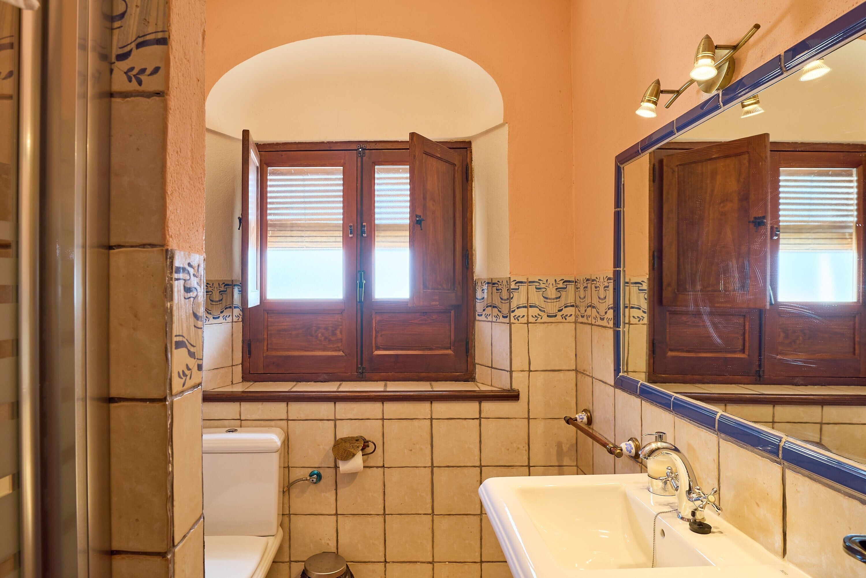 Douche, serviettes fournies