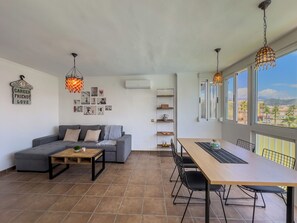 Dining - Apartment 'Sol and Sea A121' with Sea View, Wi-Fi and Air Conditioning (El Morche)