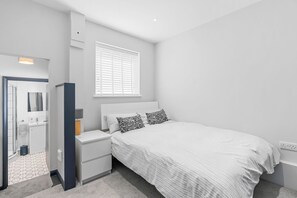 1 Schlafzimmer, Bügeleisen/Bügelbrett, WLAN, Bettwäsche