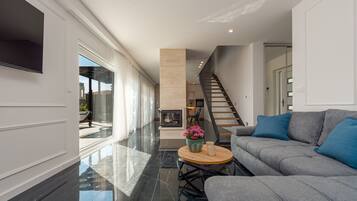 House | 6 bedrooms
