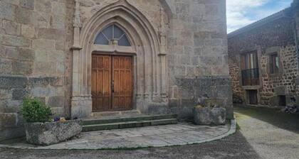 Alojamiento amplio en Sauvain con garaje y vistas históricas