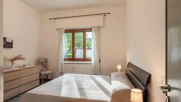 2 Schlafzimmer, Bügeleisen/Bügelbrett, kostenloses WLAN, Bettwäsche