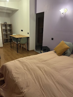 2 chambres, lit parapluie, Wi-Fi gratuit, draps fournis