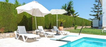 Villa 'Ponent' with Sea Views, Private Pool and Wi-Fi