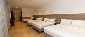 Lh HOTELS