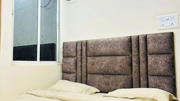 Sistema de insonorización, wifi gratis y ropa de cama