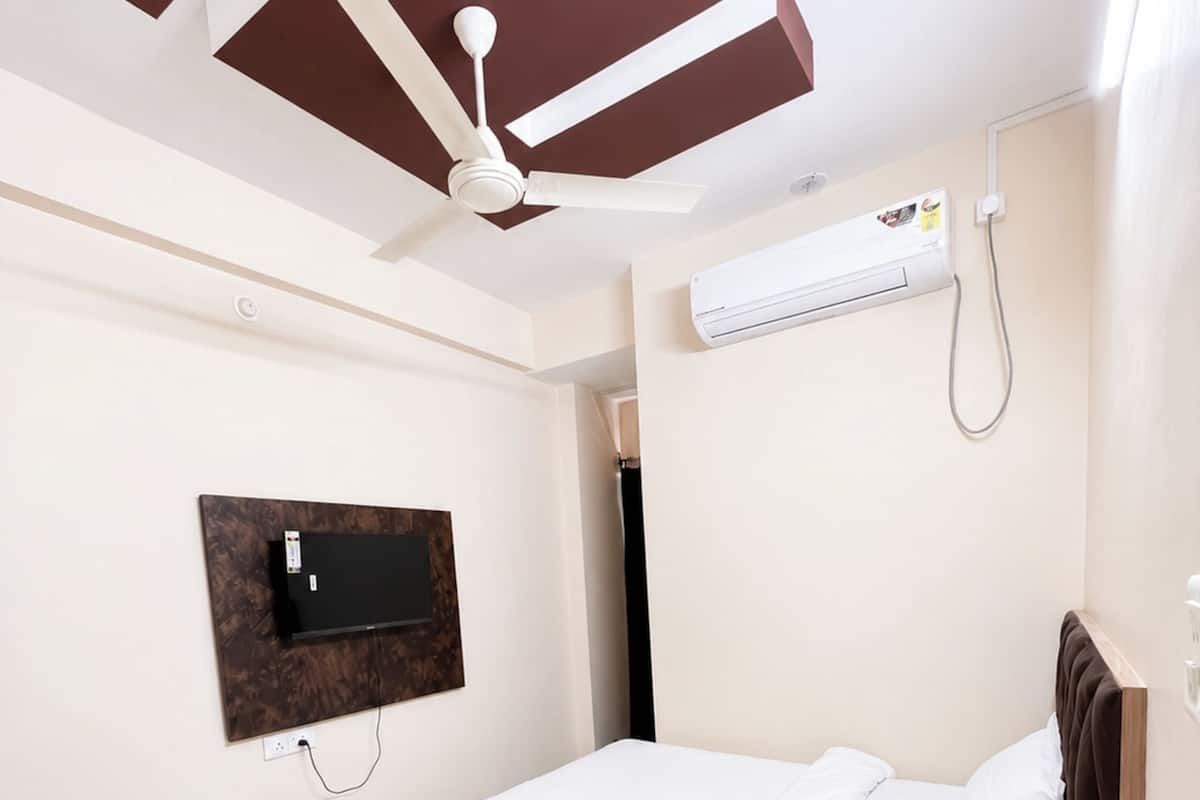 Standard Double Room, Multiple Beds, Air conditioning | View from room