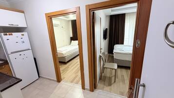 Iron/ironing board, free WiFi, bed sheets