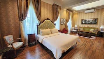 Luxury Villa, Private Pool, Garden View | Iron/ironing board, free WiFi