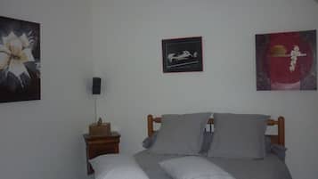 1 habitación, wifi y ropa de cama