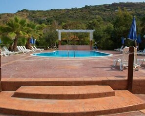 Seasonal outdoor pool - A pochi passi dalla spiaggia (Marina di Zambrone)