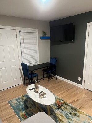 Interior - Relax Inn near Atl Amphitheater (Atlanta)