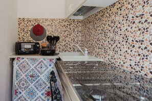 Classic-Apartment | Eigene Küche | Espressomaschine, Wasserkocher mit Kaffee-/Teezubehör, Wasserkocher