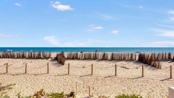Playa en los alrededores