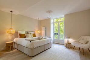 2 habitaciones, tabla de planchar con plancha y wifi gratis 