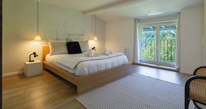 Apartment 'Aux Portes Du Vercors' with Mountain View, Balcony and Wi-Fi