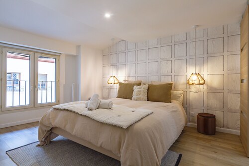 Apartment 'Aux Portes Du Vercors' with Mountain View, Balcony and Wi-Fi