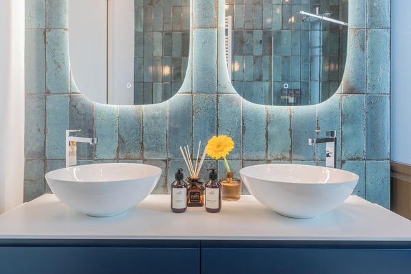 Appartement, uitzicht op de stad (1 Bedroom) | Badkamer | Een douche, een haardroger, een bidet, handdoeken