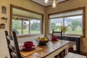 Dining - Valley View Farmhouse- Hot Tub, $560 Tickets per Paid Day (Sevierville)