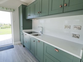 Lavavajillas y utensilios de cocina