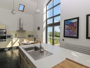Fridge, microwave, dishwasher, toaster