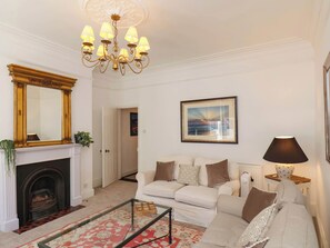 Living area - Flat 1 (Scarborough)