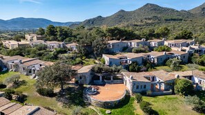 Exterior - Holiday Home 'Love Sant'elmo' with Sea View, Wi-Fi and Air Conditioning (Castiadas)