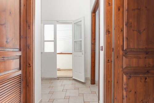 Holiday Home 'La Casa Rosa Di Rita E Franco' with Balcony and Wi-Fi