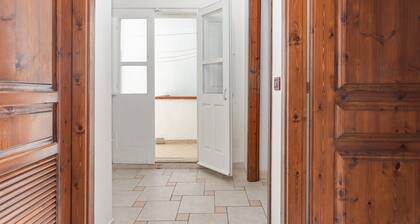 Holiday Home 'La Casa Rosa Di Rita E Franco' with Balcony and Wi-Fi