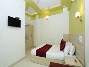 Deluxe Double Room | Free WiFi - Safariya Forest Inn (Kumily)