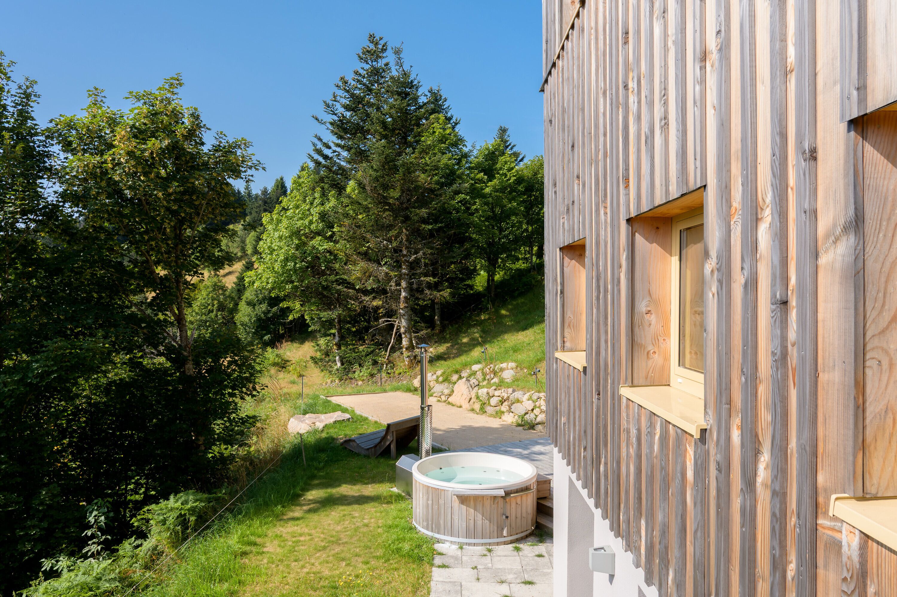 Bain à remous extérieur