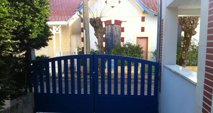 PAVILION 56 m², sleeps 6, Centre Ville ARCACHON, ideal for families