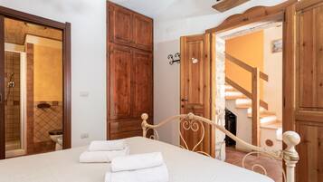 3 habitaciones, wifi gratis y ropa de cama