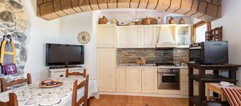 Holiday Home 'Meravigliosa Terrazza' with Sea View, Wi-Fi and Air Conditioning