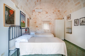 2 chambres, Wi-Fi gratuit, draps fournis