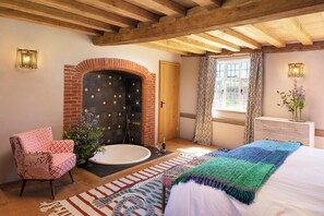 7 chambres, fer et planche à repasser, Wi-Fi, draps fournis