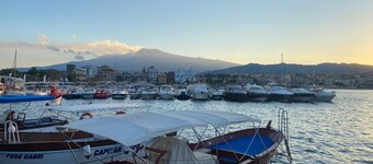 Apartment 'Chiara Home' with Balcony, Wi-Fi and Air Conditioning