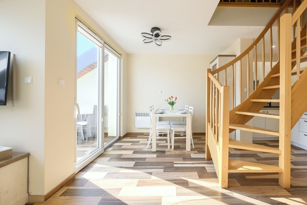 Apartment (406) | Living area | Flat-screen TV