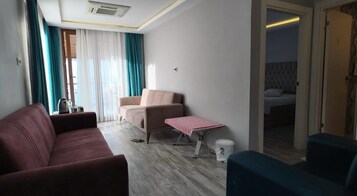 Odada kasa, ses yalıtımı, ütü/ütü masası, ücretsiz kablosuz İnternet 